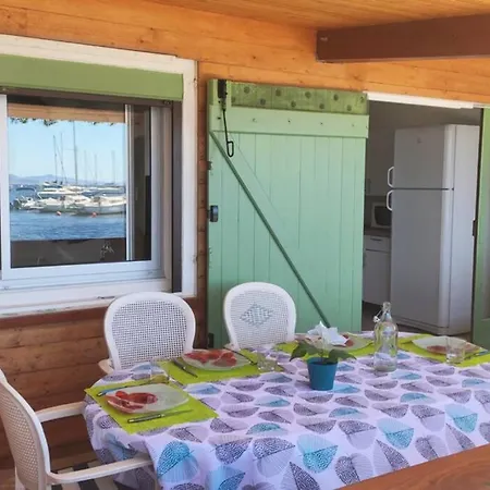 Maison De Pecheur Pieds Dans L'Eau- Lesclesdenicole イエール